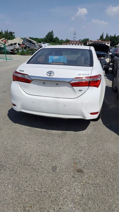 Тойота королла Toyota Corolla 2015