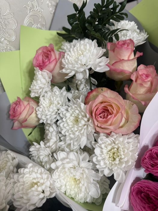 Цветы дёшево б/у