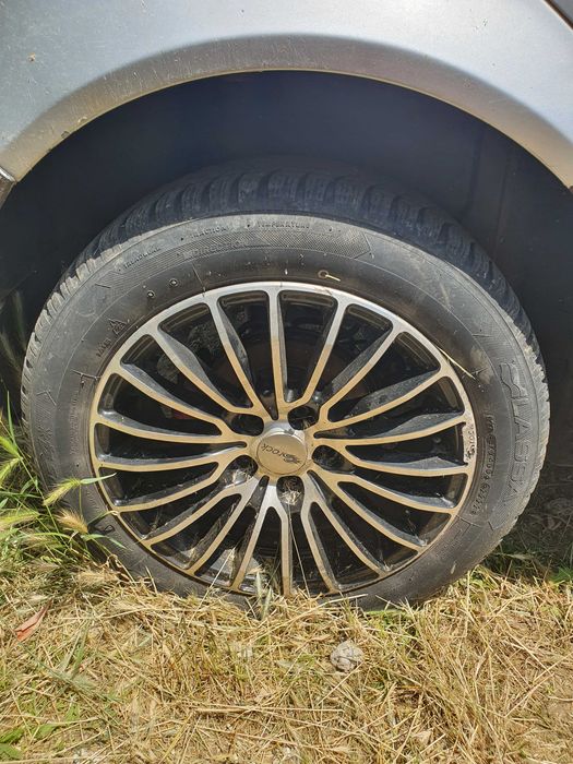 VOLKSWAGEN Golf 2004 — imagine 4