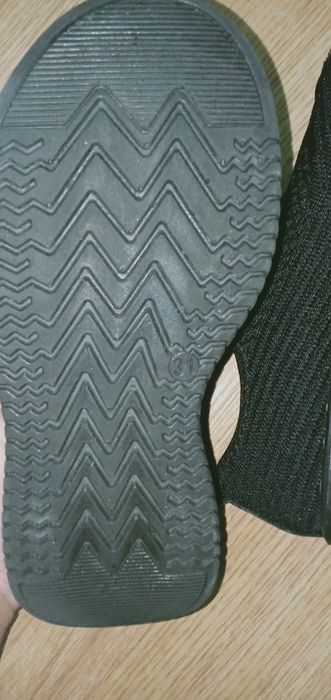 Кроссовки детские