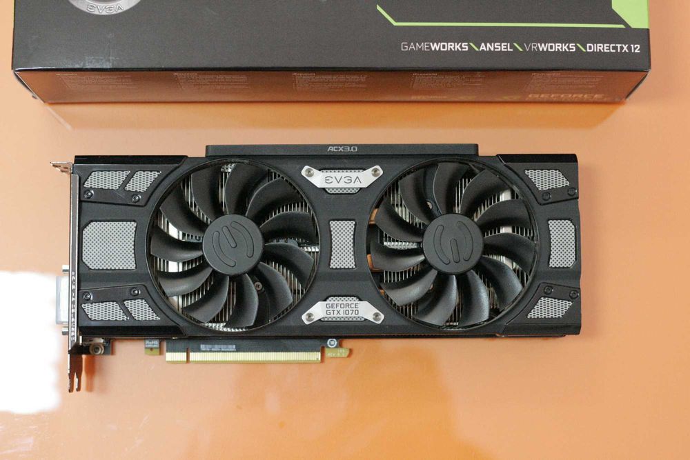 Видеокарта EVGA 1070, GEFORCE GTX 1070, 8GB, Superclocked, като нова