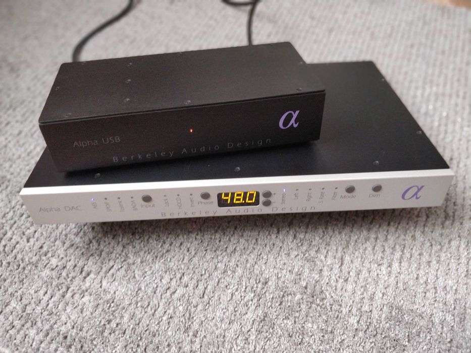 Berkeley Audio Design Alpha DAC + USB Transport Converter (Комплект)