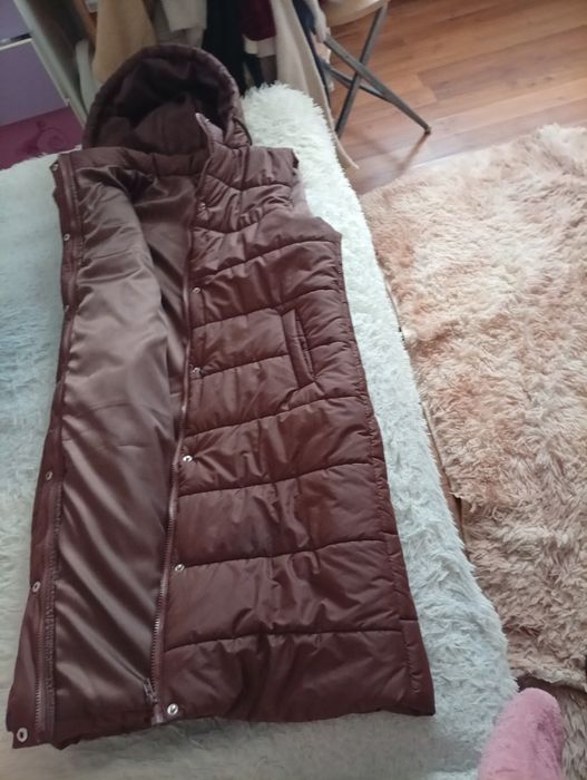 Vesta lungă pentru femei