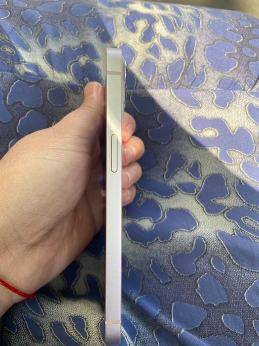 IPhone 13 в идеальном состояние