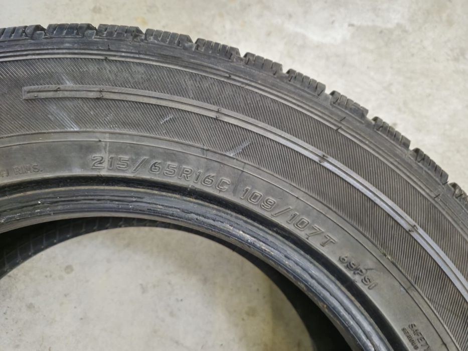 4 anvelope iarna Falken 215 65 16 C stare buna