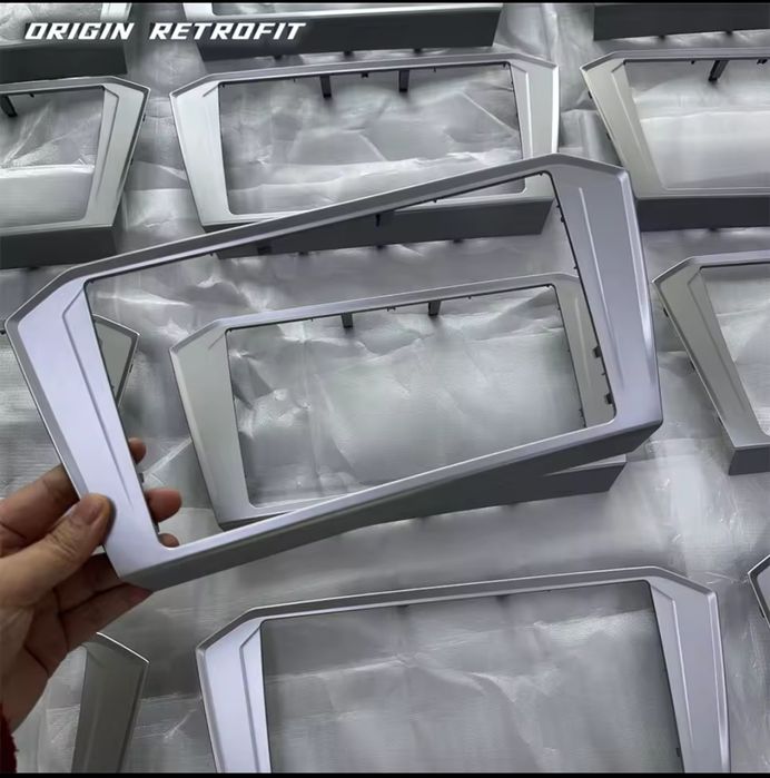 Vând Display Mib2 și rama Volkswagen Golf7, Passat B8