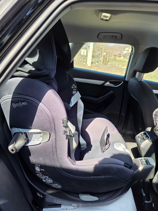 Scaun auto rotativ Cybex Sirona T i-Size Plus cu Baza Z2 isofix