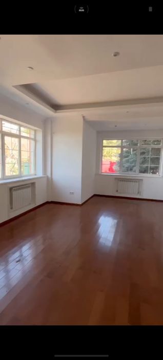 Продается дом, в элитном районе, 500 кв