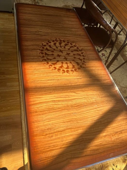 Стол сотилади янги ишлатилмаган