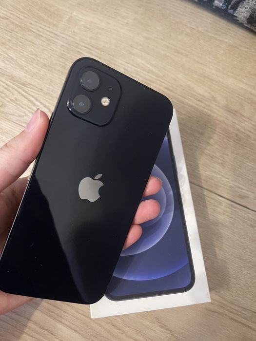 iPhone12 64gb без ремонта