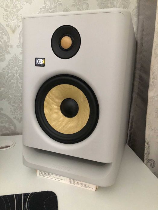 Студийные мониторы KRK Rokit 7 G4