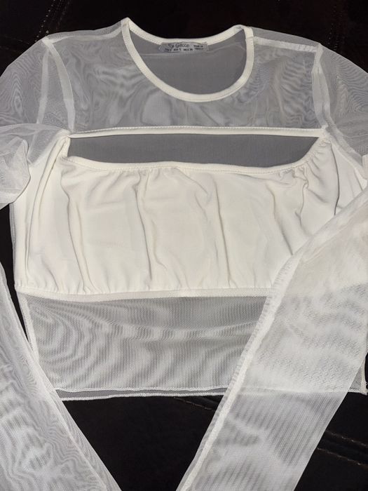 Прозрачна блуза с мрежест гръб и ръкави – елегантна и секси