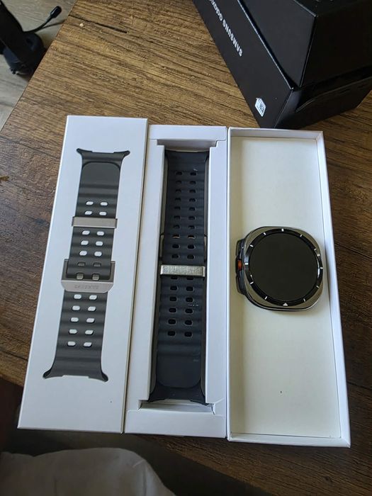 Samsung Galaxy Watch Ultra Titanium Silver (LTE) – Пълен комплект, Перфектен!