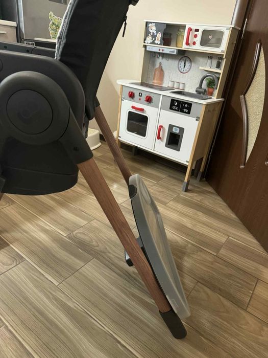 Столче Maxi-Cosi Minla High Chair
