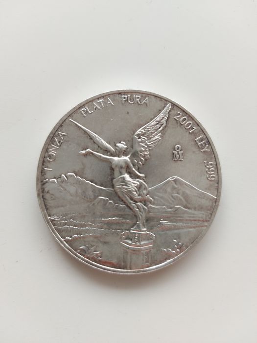 Moneda din argint pur