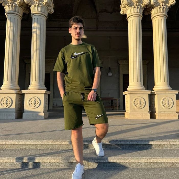 Compleu barbati Nike