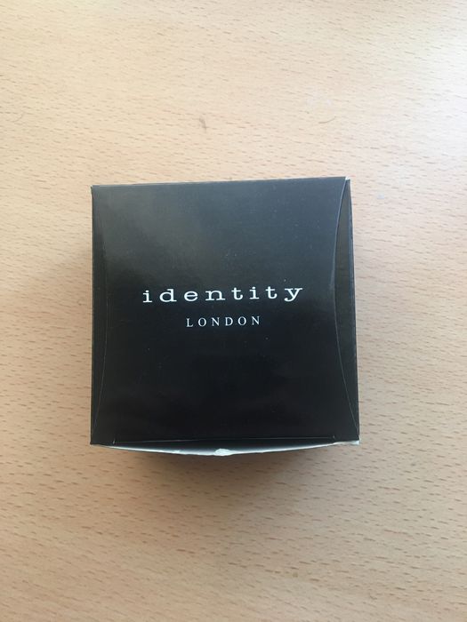 Часовник identity