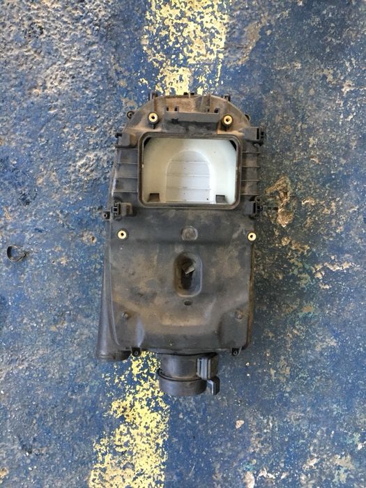 Carcsa filtru Aer mercedes w212 w204 2.2cdi euro 5