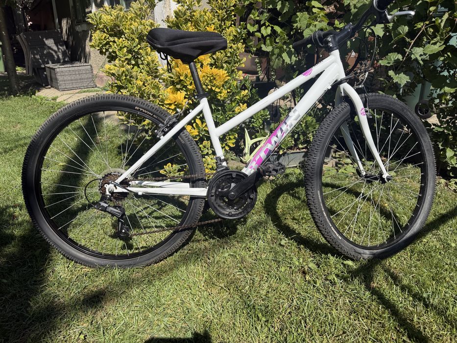 Bicicleta B'TWIN Rockrider 300 26" stare foarte buna, complet funcționala, folosita de cateva ori .
