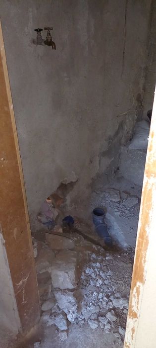 Продава се Къща в с. Орешец, Област Пловдив - 444 кв.м за 190 €/кв.м - Снимка #19