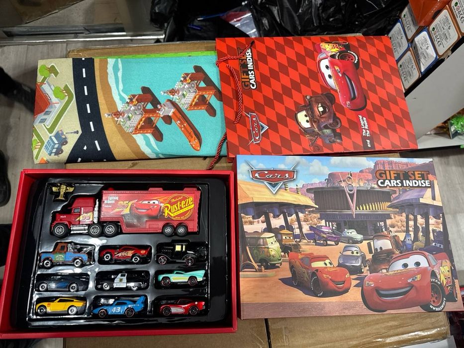 Kоллекционные игрушечные машинки "Тачки" 1/64 от Disney Pixar Cars.