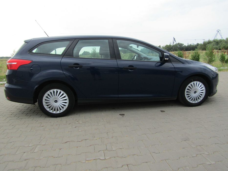 FORD Focus 2015 — imagine 5