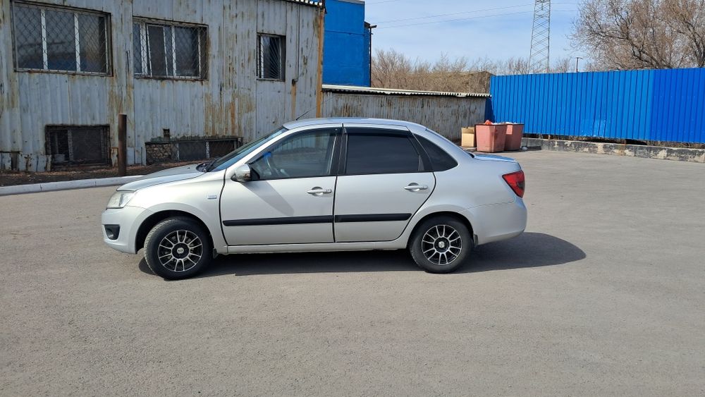 Автомобиль Лада Гранта