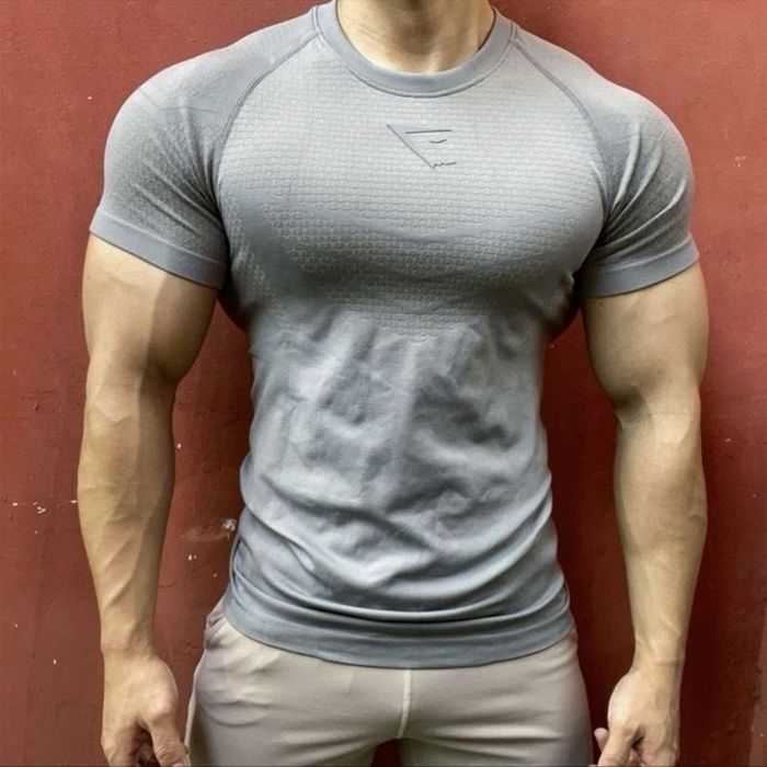 Рашгарды от GYMSHARK