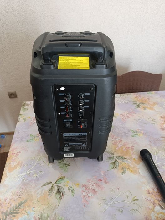Караоке- тонколона AKAI