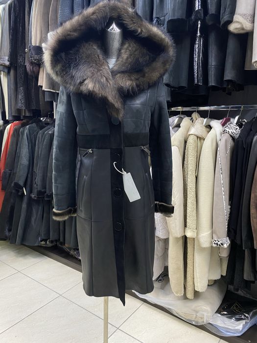 Дублёнки женские ( распродажа)