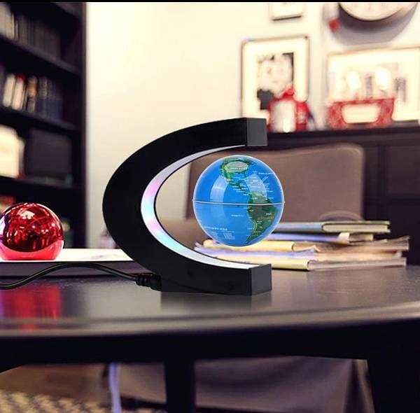 Globus havoda muallaq turuvchi aksesuar