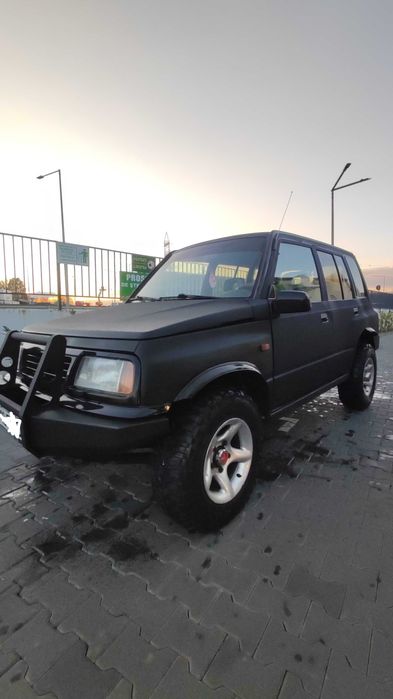 Vând Suzuki Vitara(Santana) 2002, 2HDI, 90 cai, 4x4 cu reductor