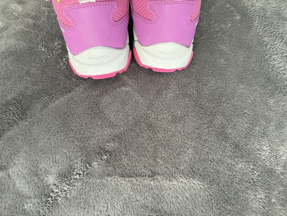 GEOX детски маратонки.КАТО НОВИ!Номер 36.