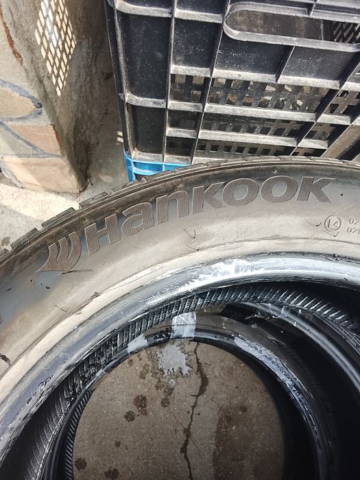 Гуми 19/235/50 Hankook