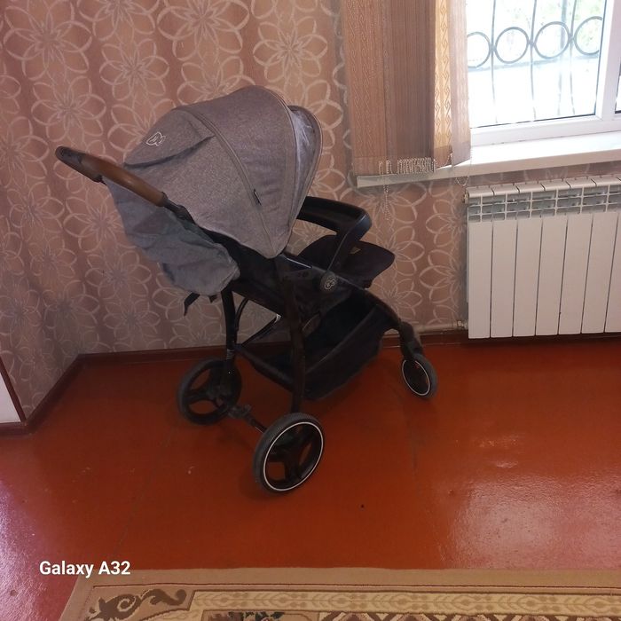 Детская коляска.