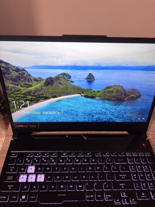 Laptop Gaming ASUS TUF A15 FA506NCG Ryzen 7 7445HS 144Hz RTX 3050 4GB