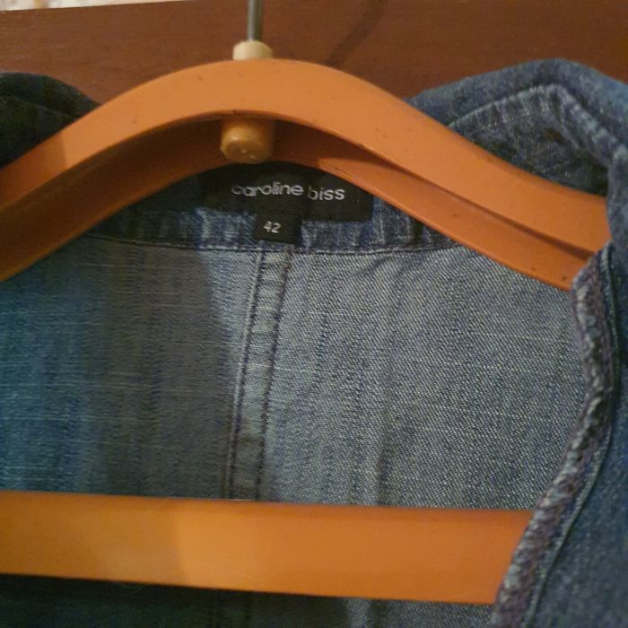 Джинсовый  комбинезон  б/у