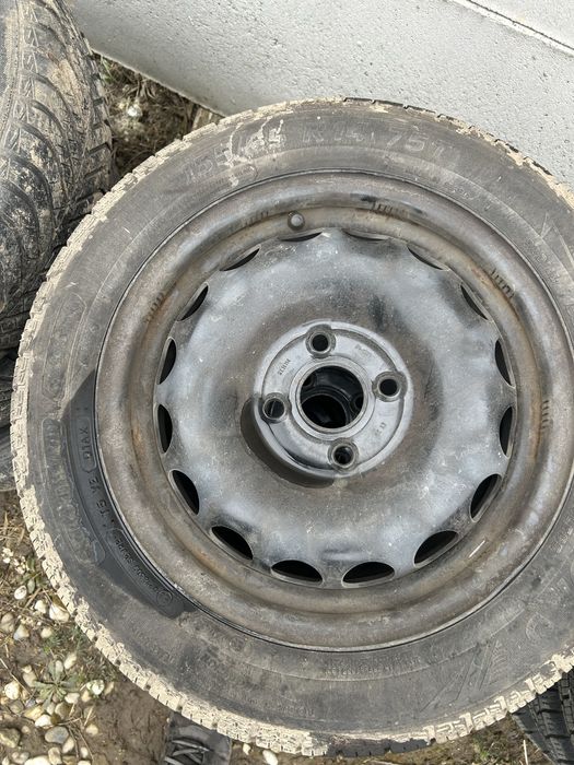 Vand jante cu anvelope vara Peugeot 107 , 155/65/14