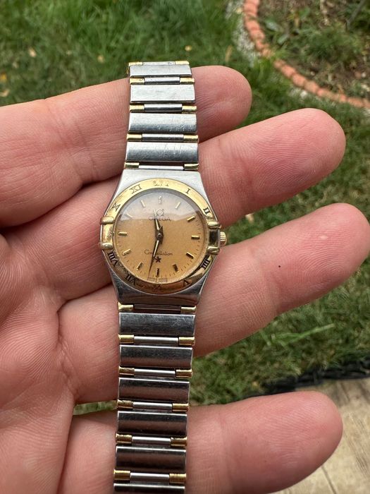 Омега дамски часовник 18к злато стомана. Omega constellation