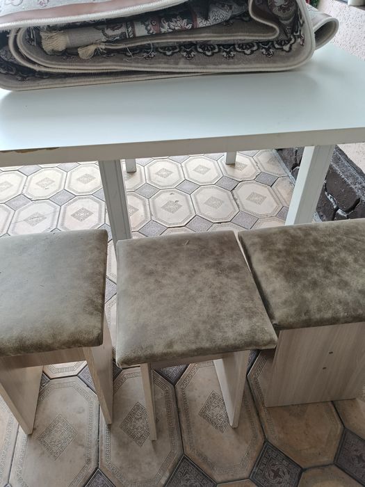 Кухонный уголок продам