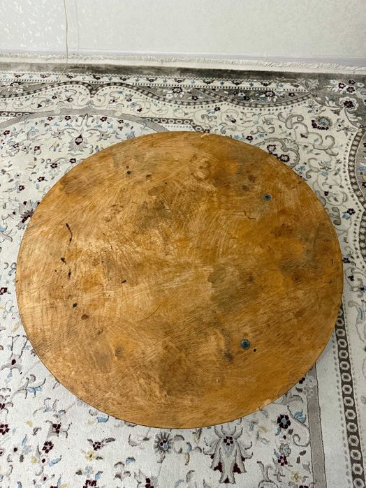 Продам круглый стол