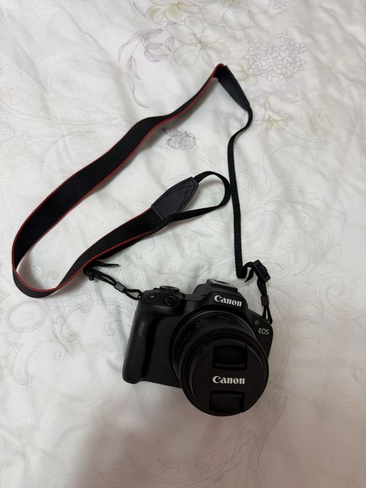 Фотоаппарат Canon EOS R50
