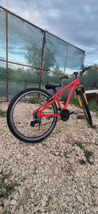 Bicicleta Rockrider pe 26