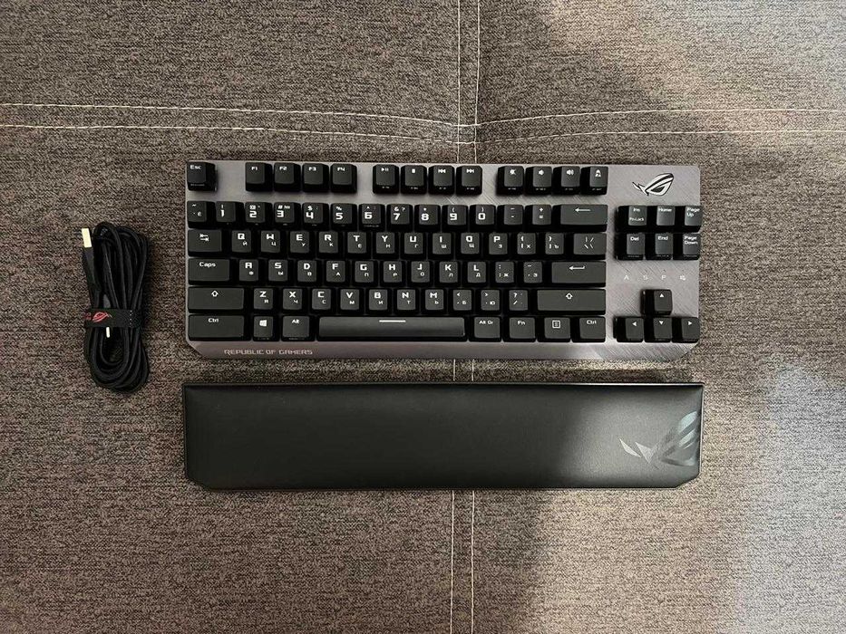 Продам клавиатуру ASUS