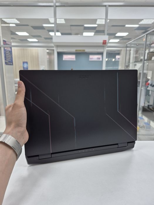 Игровой мощный ноутбук Acer Nitro 5