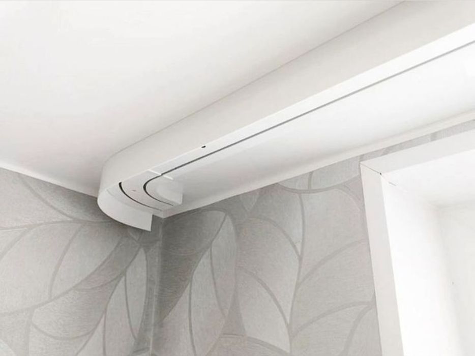 Карниз для штор с ленты