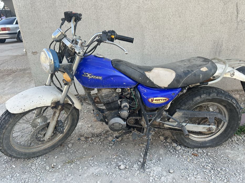 Мотоцикл 250 куб чоппер