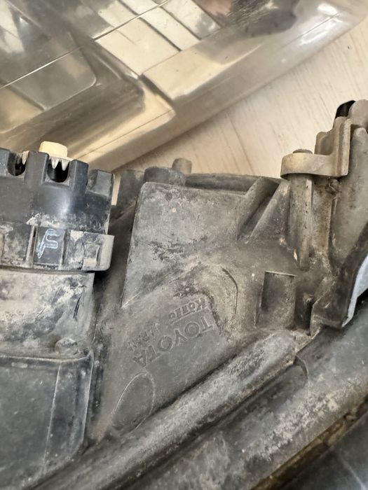 Фары передние Крузак 200