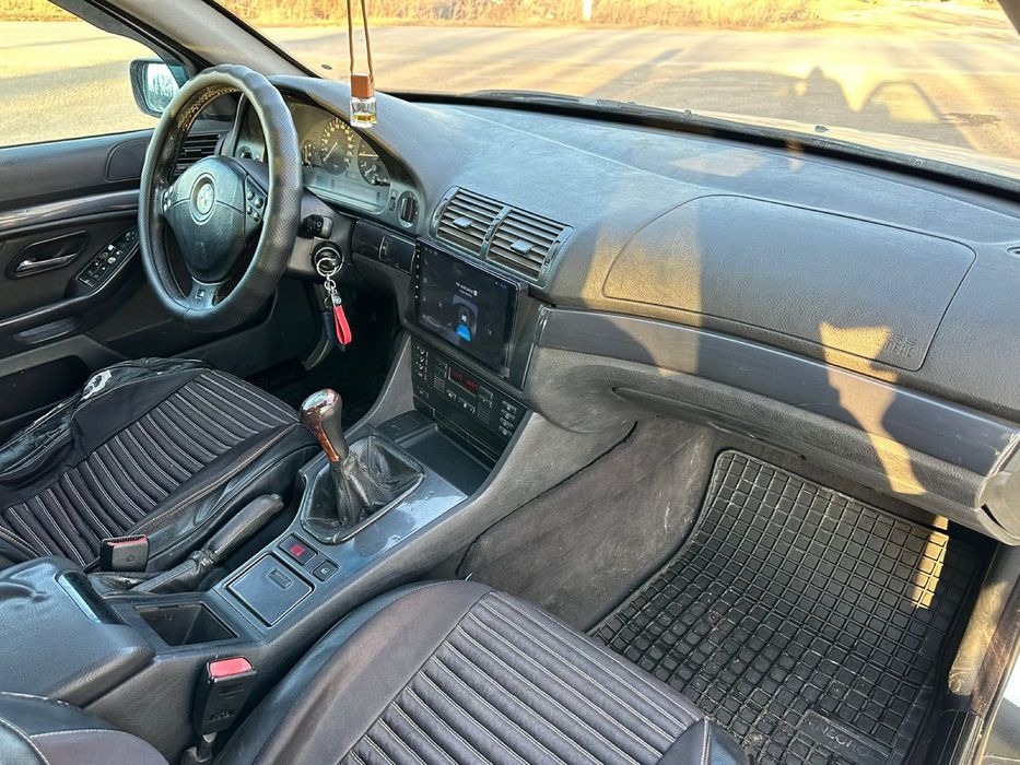 Продам BMW E39 M62B35