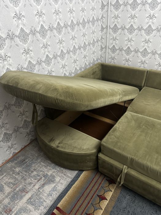 продам б/у диван